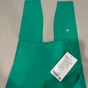 NWT Wunder Train HR Tight 25”